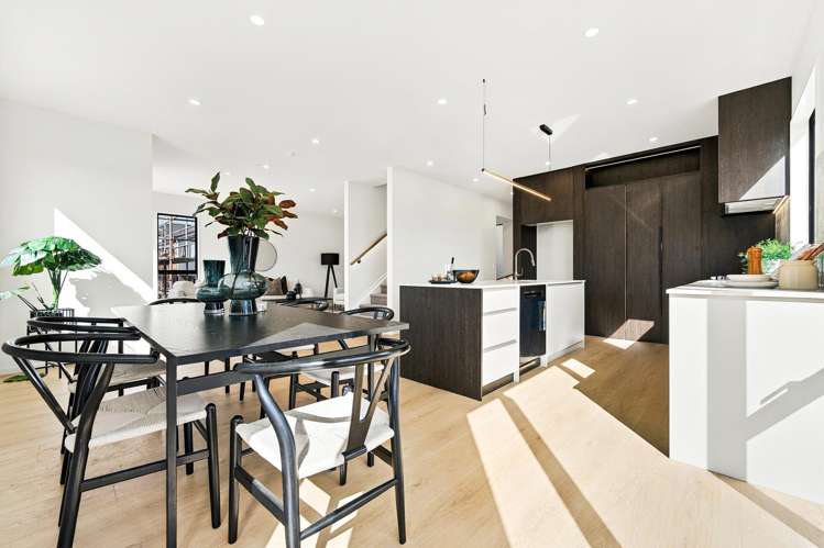 2 Falcon Crescent Hobsonville_8