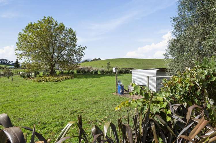 85 Paparamu Road Hauraki Surrounds_9