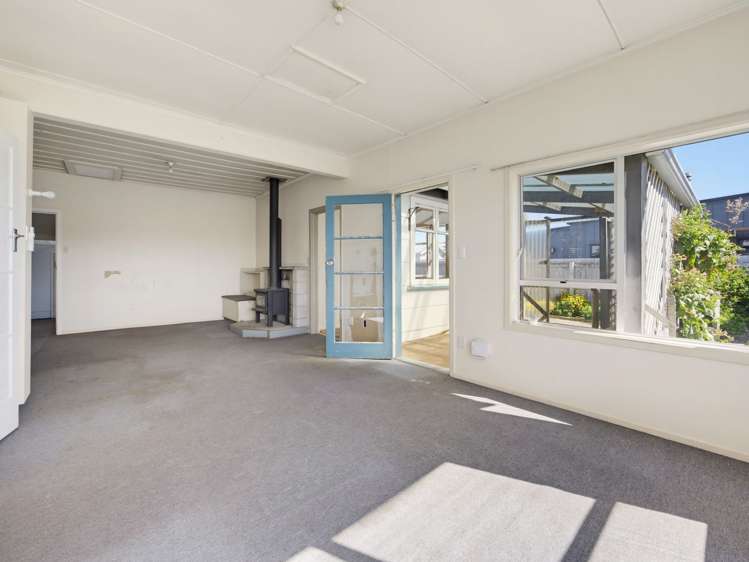 24 Linklater Ave Foxton Beach_7