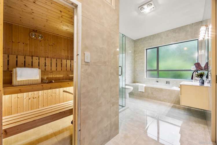 870 Redoubt Road Flat Bush_10