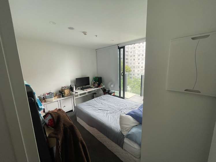 302/18 Saint Martins Lane Grafton_8