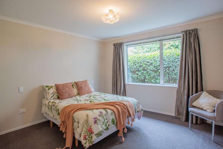 21 Talboys Drive Winton_15