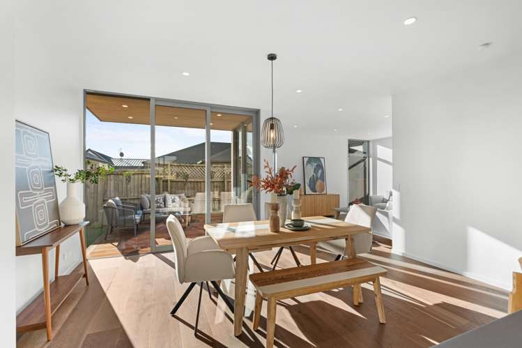 4/42 Browns Road Merivale_11