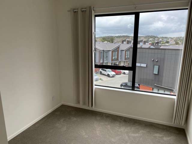 15 Waipuhinui Way Wiri_2