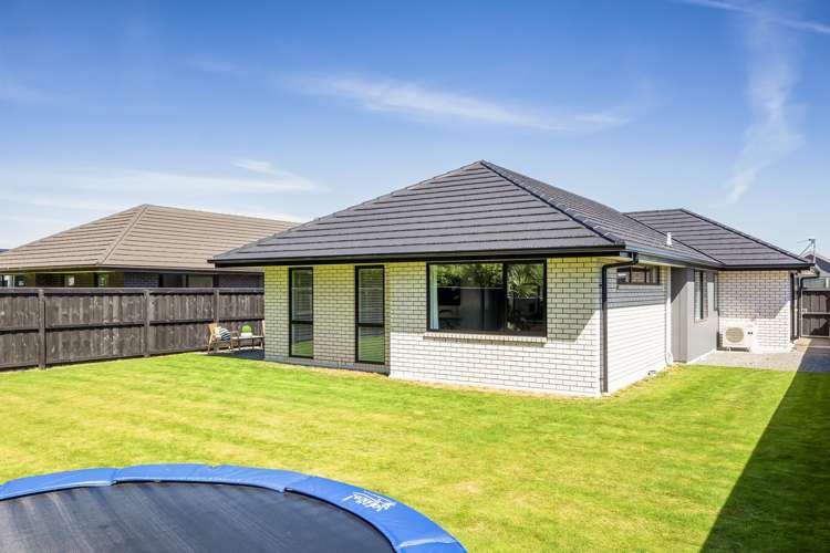 61 Henshaw Street Woodend_13