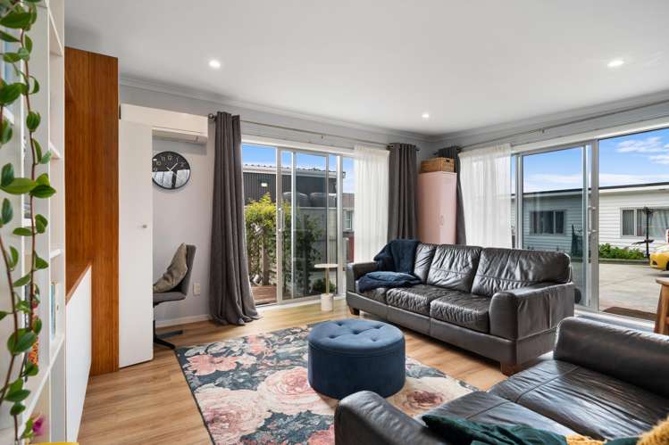 17B Tuki Street Titahi Bay_5