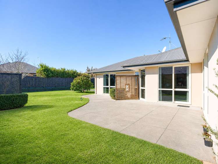5 Wiltshire Drive Huntington_10