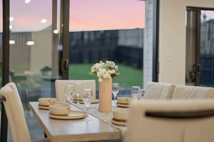 142 Ninth View Avenue Beachlands_17