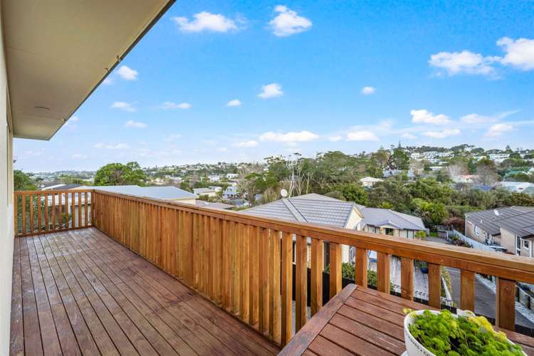 2/15 Ellenbury Place Stanmore Bay_11