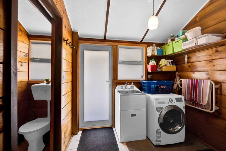 15 Fairbank Avenue Stratford_12