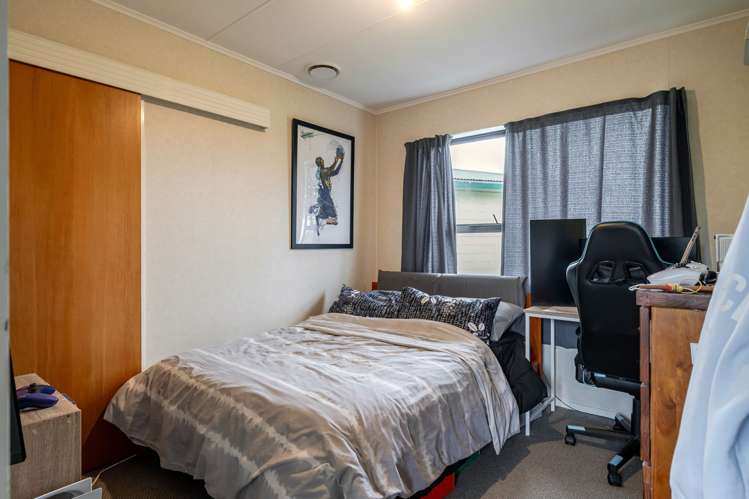 38 Tararua Street_5