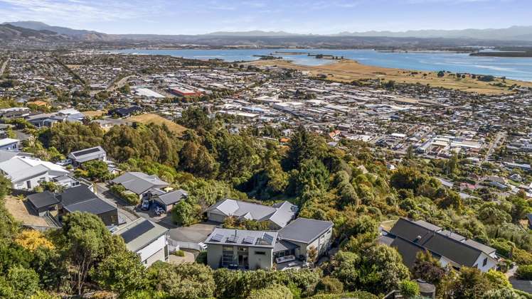 28 Commodore Place Britannia Heights_18