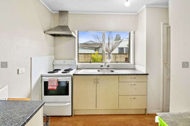 1/7 Tulloch Place Conifer Grove_2