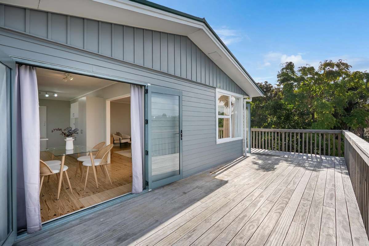 897 East Coast Road_1