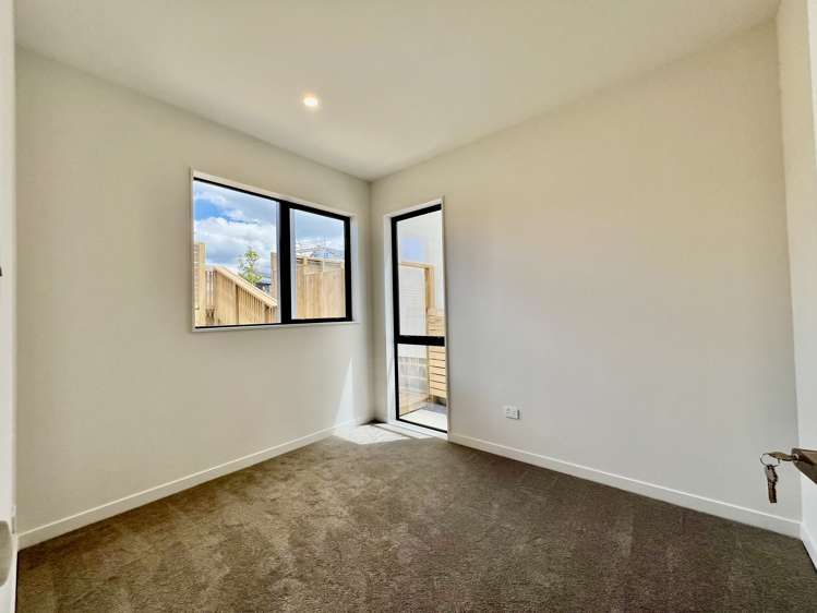 24 Neretva Avenue Massey_6