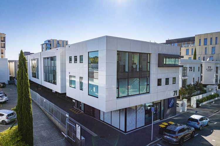 Units 5 & 6 71 Gloucester Street City Centre_1