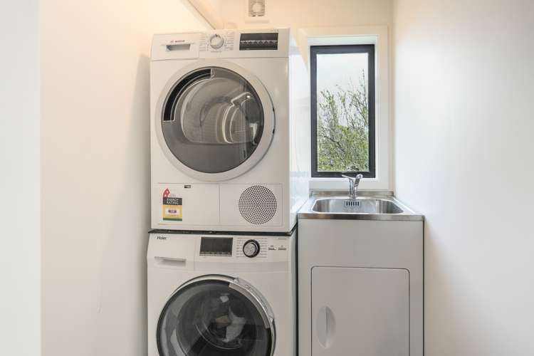 12 Korama Lane New Lynn_15