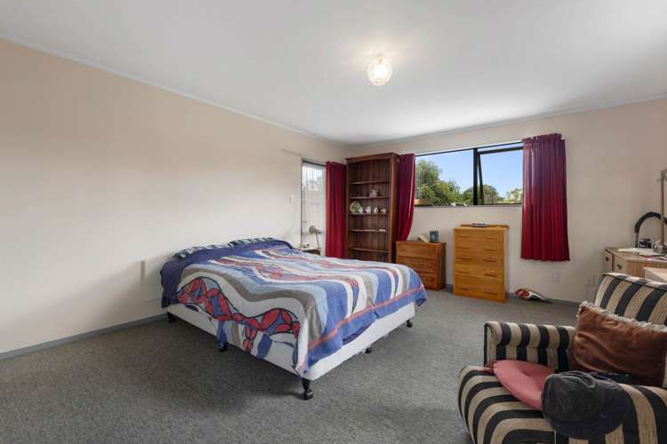 27 Roys Road Weymouth_10