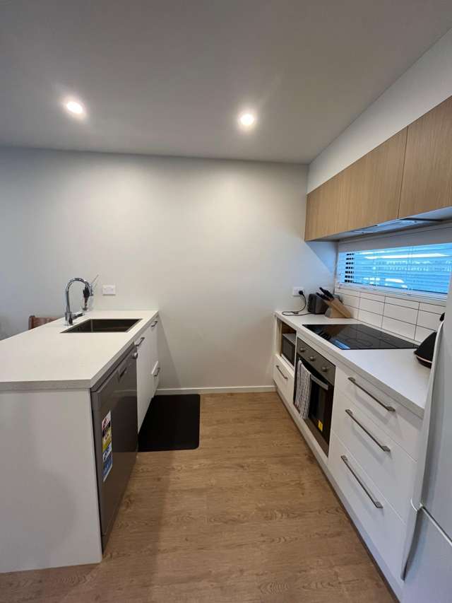 2/48 Glen Road Stokes Valley_3