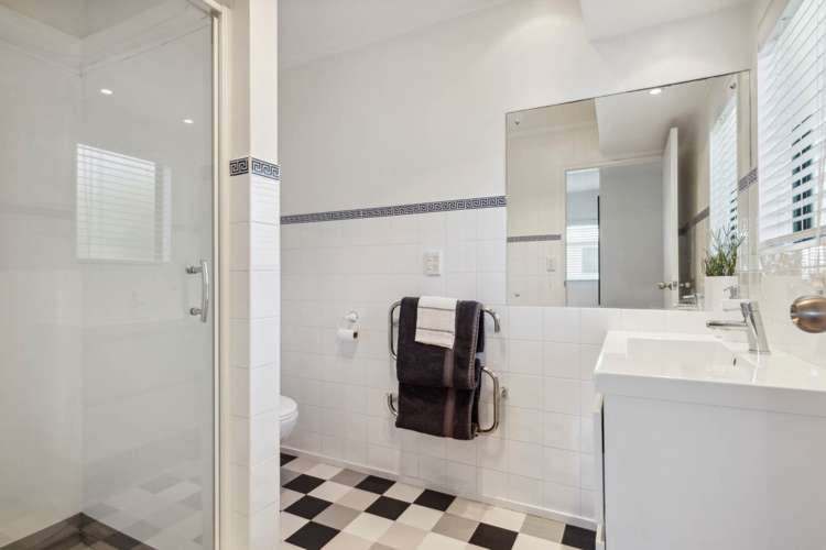 26/11 Harrison Road Mount Wellington_14