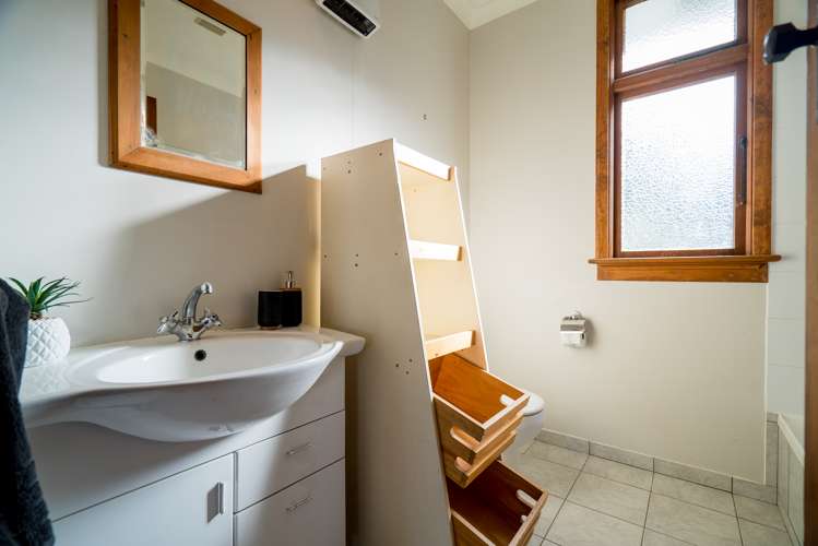 78 Sidey Street Calton Hill_7