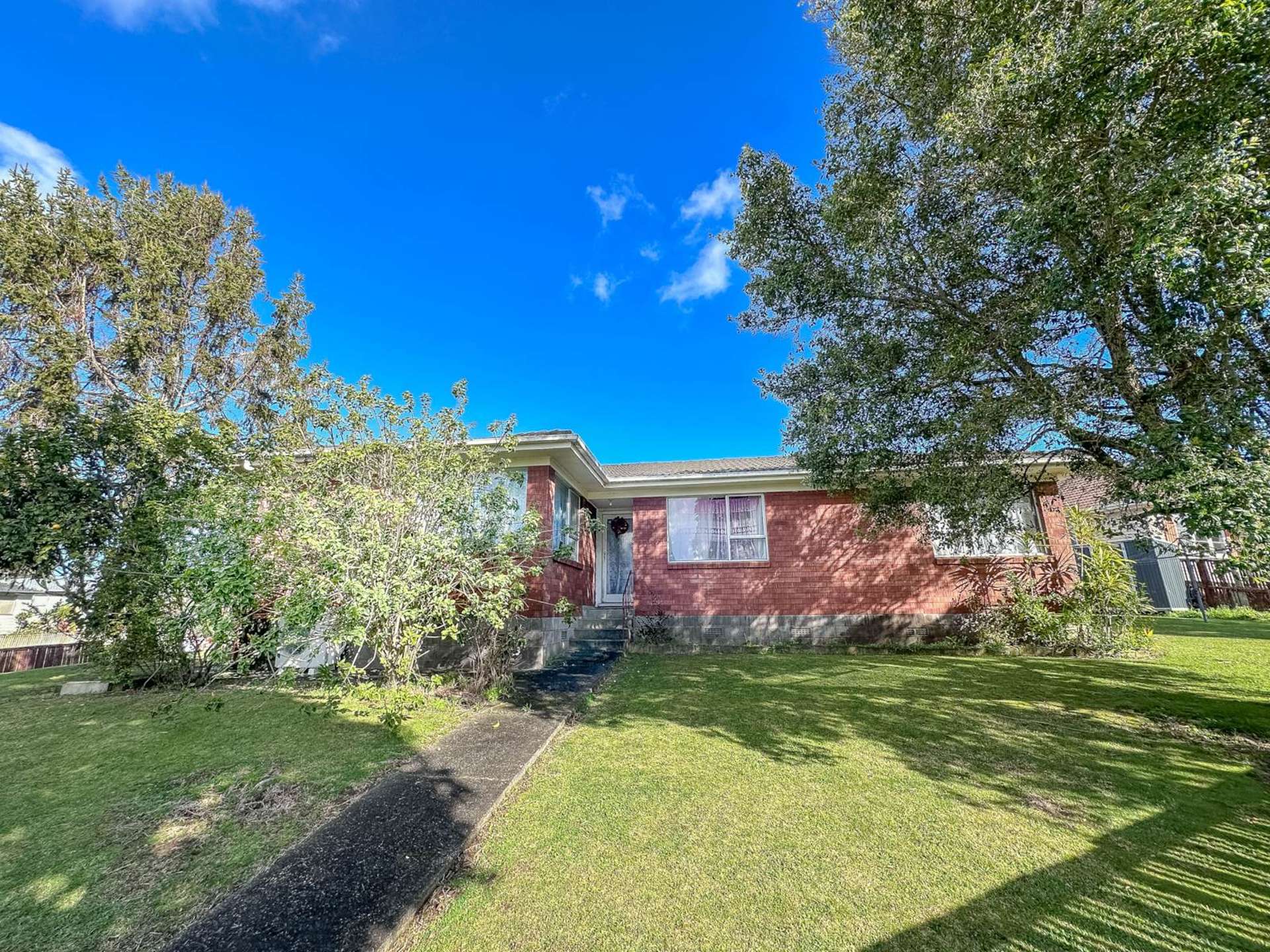 4 Staverton Crescent Mangere_0