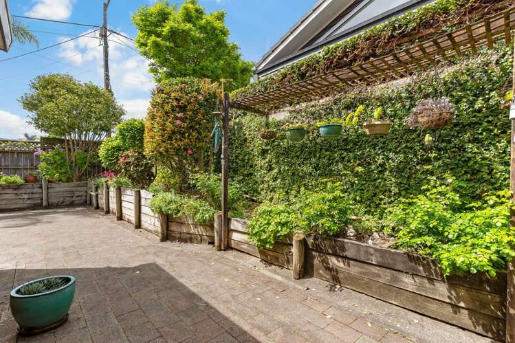 1/3 Cleve Road Green Bay_23