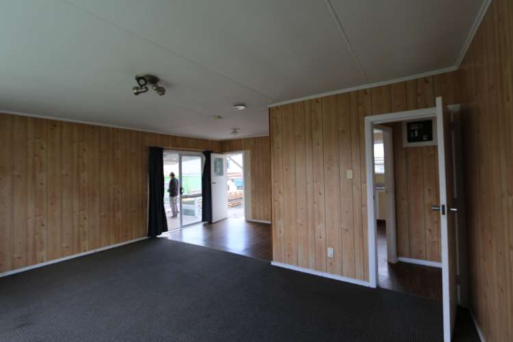 7 Kelkirk Street Kelston_6