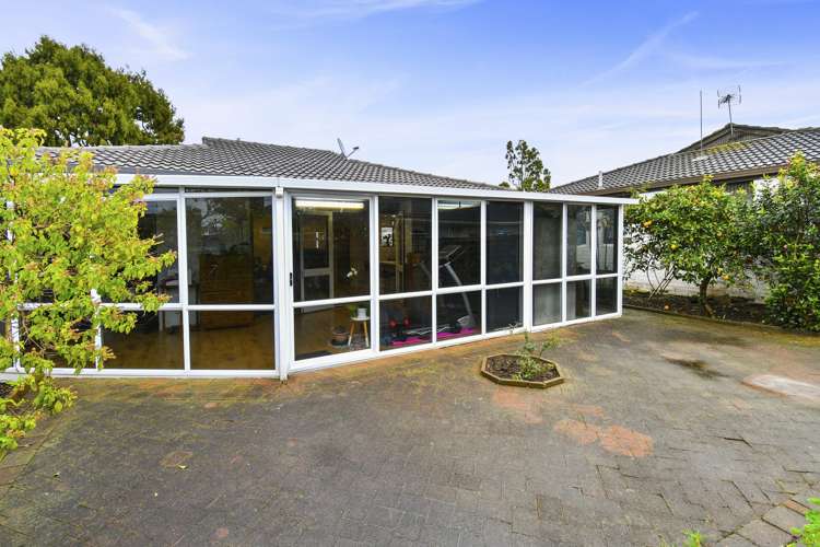 2/232 Saint George Street Papatoetoe_0