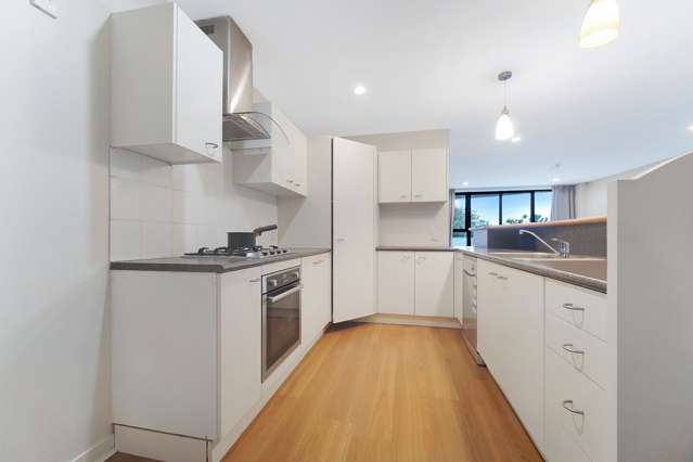5/8 Basque Road Eden Terrace_2