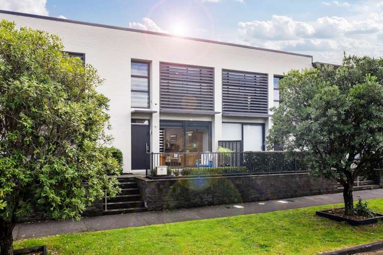 37 Bluegrey Avenue Stonefields_16
