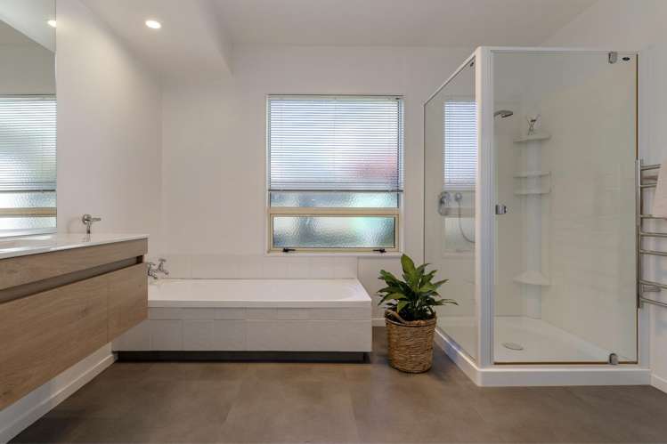 2/50 Logan Avenue Wharewaka_19