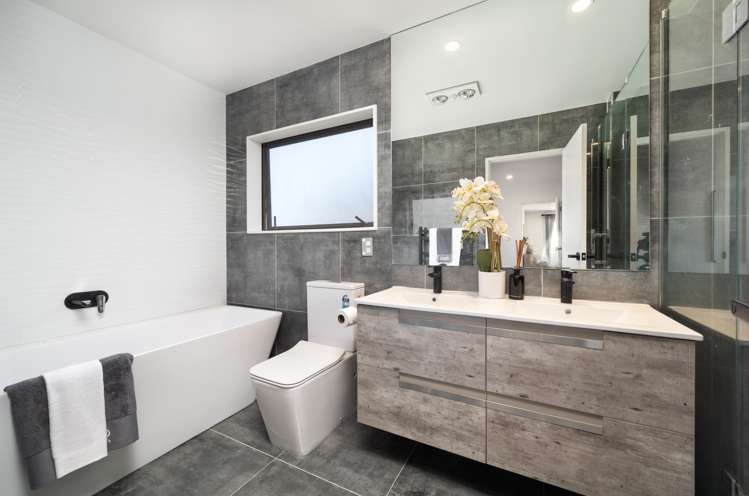 12 Cooladawson Drive Flat Bush_20