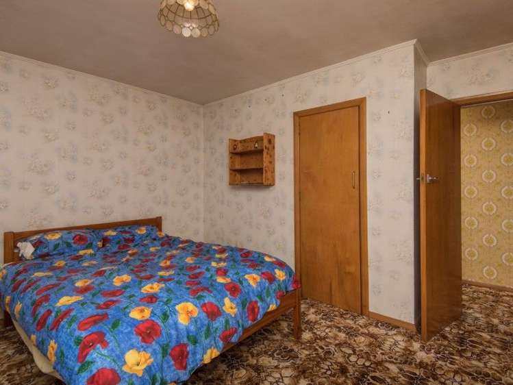 50 Tennyson Crescent Stoke_11