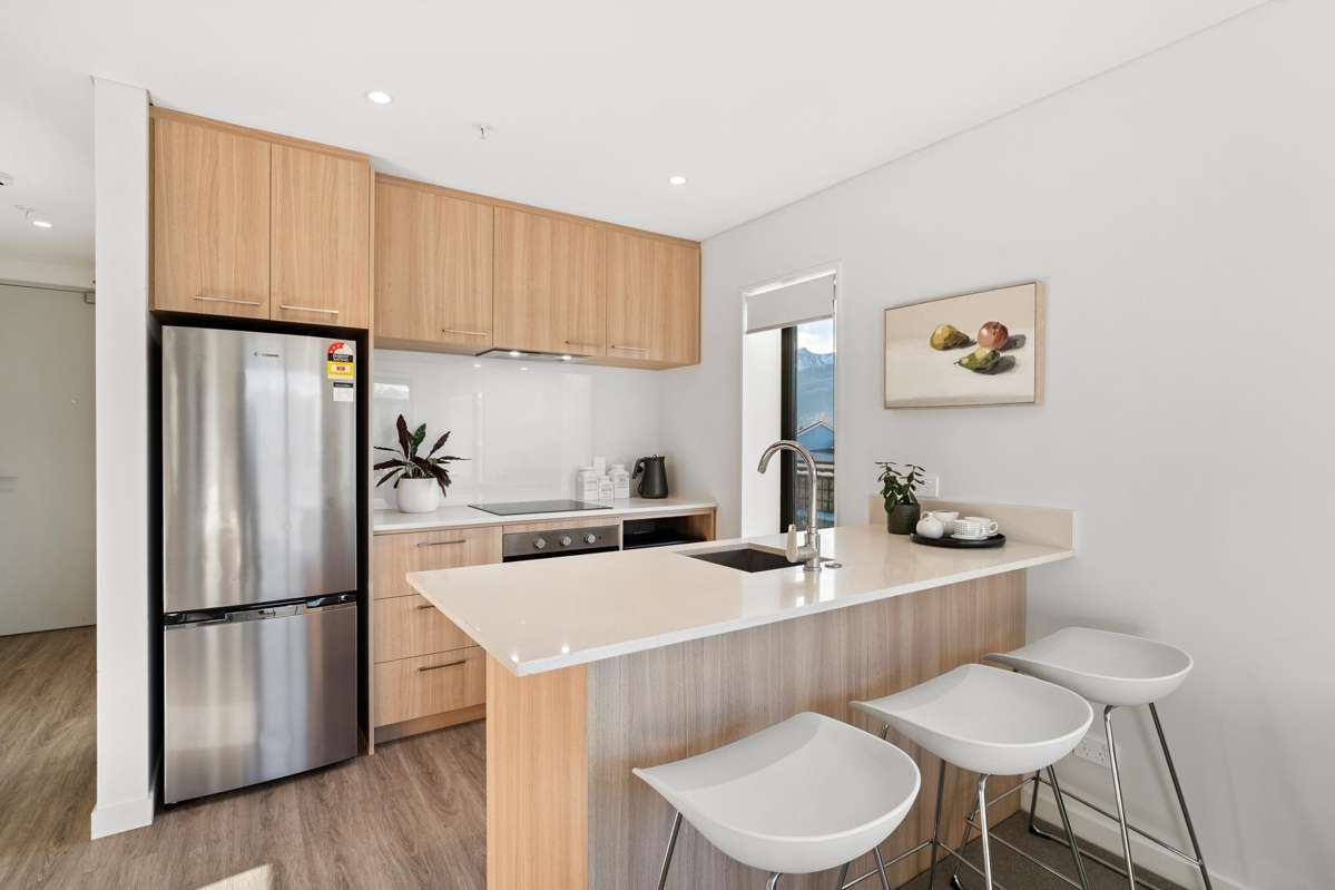 601 Toru, 10 Copper Beech Avenue_3
