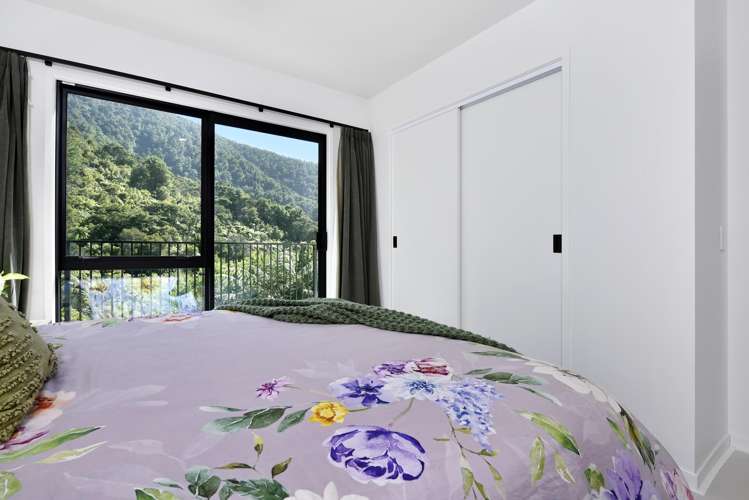 3203 Archers Road Tennyson Inlet_12