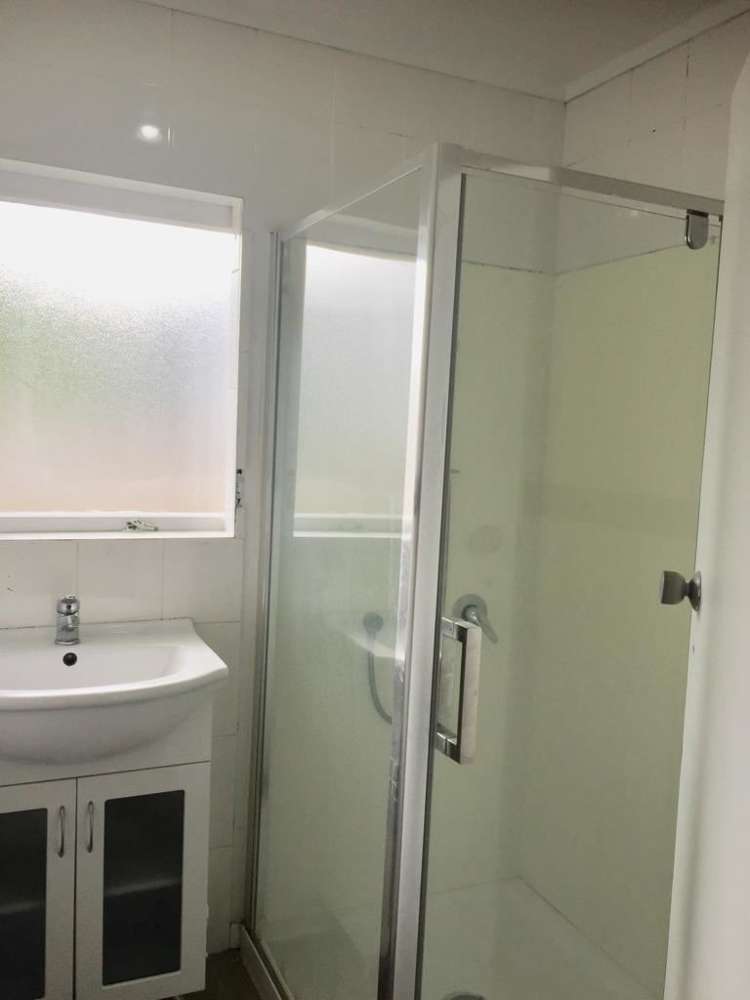 4199 Great North Road Glendene_4