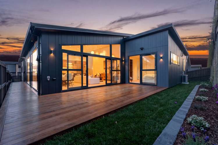 30 Streamview Way Long Bay_1