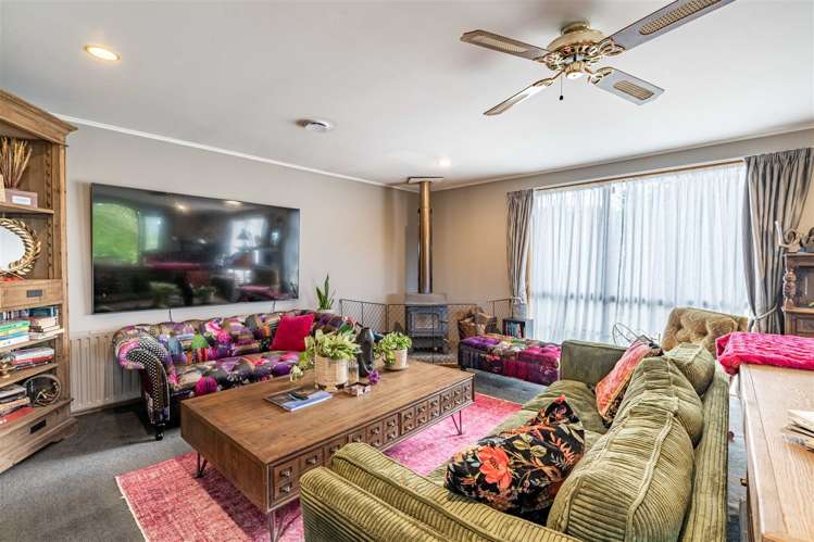 141 Mckinnon Road Gore Surrounds_14