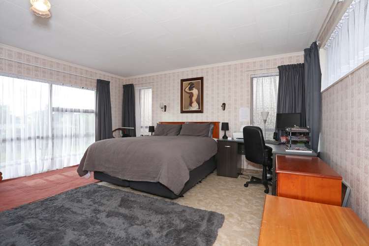 2 Walker Crescent Bulls_5