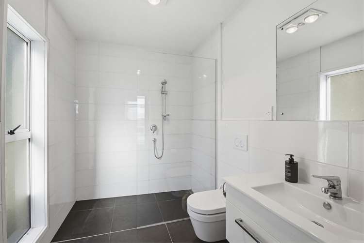 246 Park Avenue Waitarere Beach_13