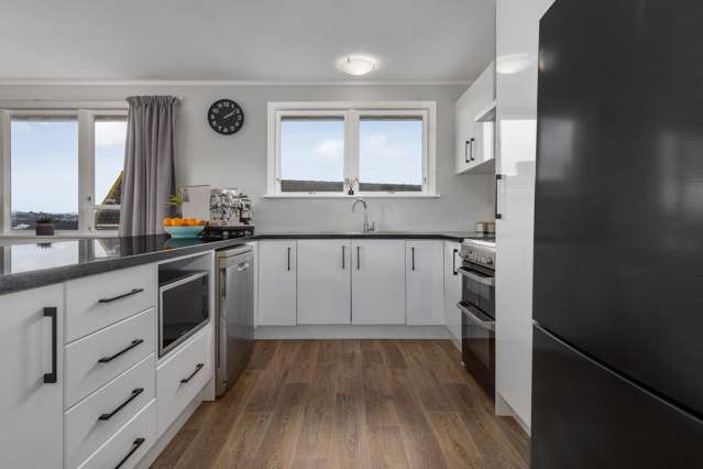 30 Rangituhi Crescent Takapuwahia_1