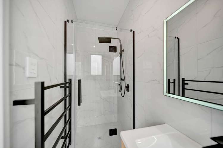 122 Kahui Parade Karaka_12