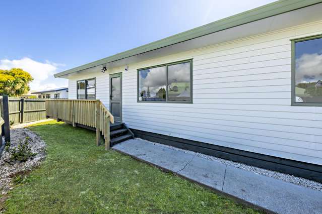 32 Barneys Farm Road Clendon Park_1