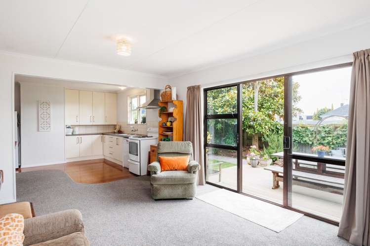 920 Tremaine Avenue Roslyn_17