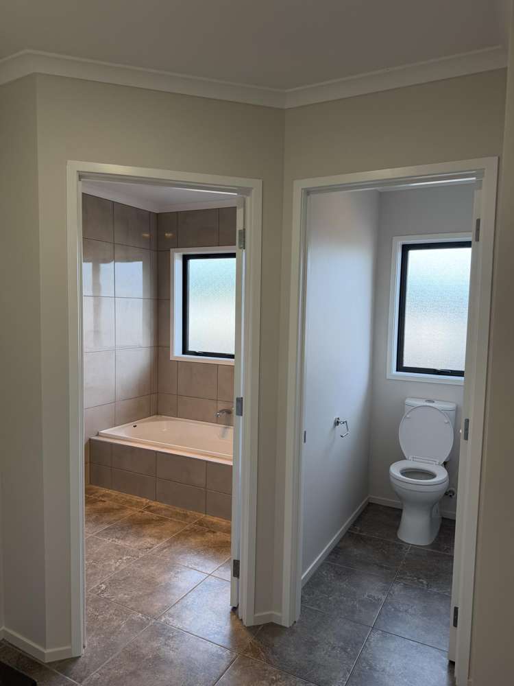 10 Caldera Crescent Pyes Pa_22