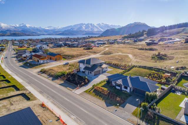 218 Aubrey Road Wanaka_4