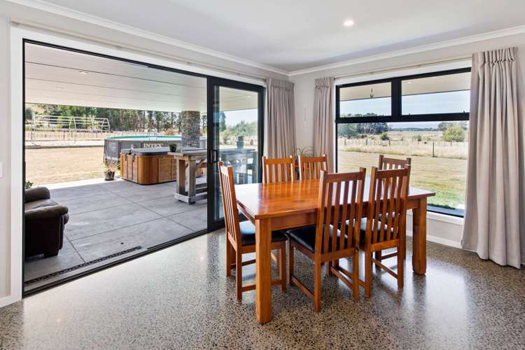 728 Makino Road Halcombe_8