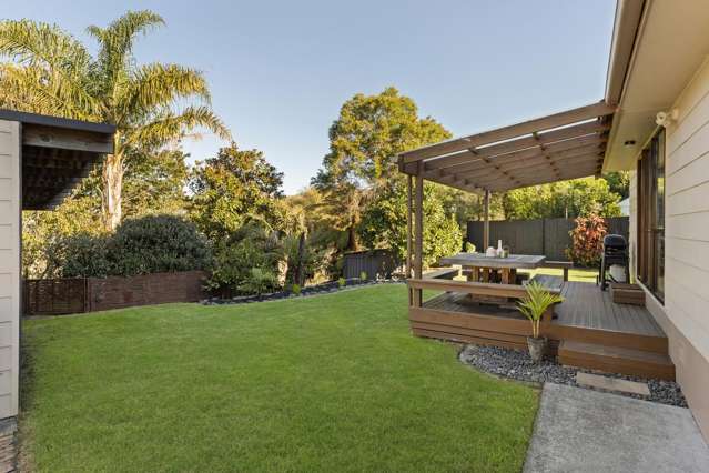 Family Friendly In Forrester Drive!