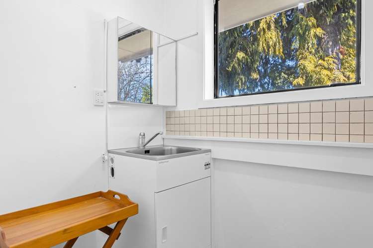 42 Chedworth Avenue Bishopdale_12